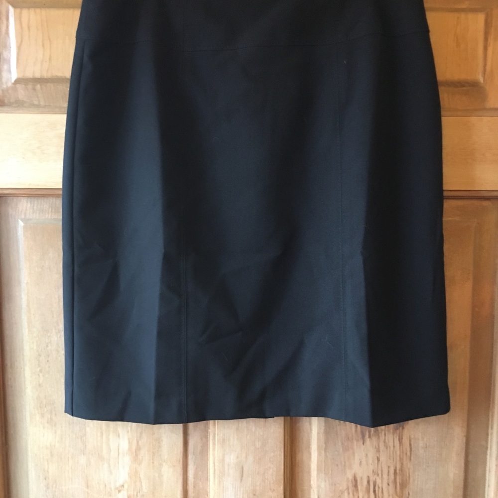 Black pencil skirt